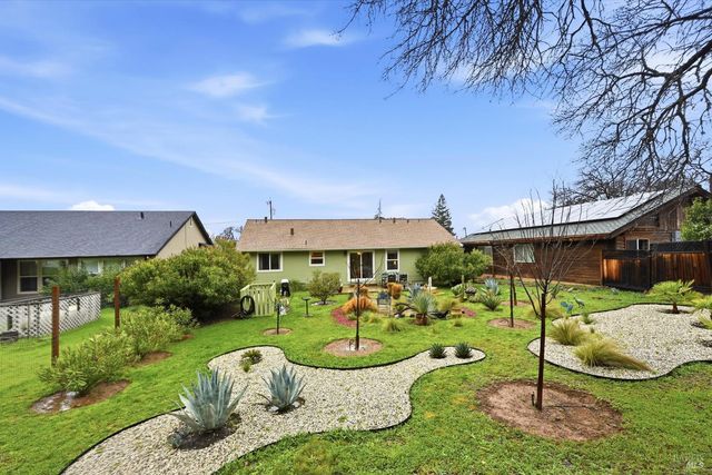 19072 Hidden Valley Rd, Hidden Valley Lake, CA 95467