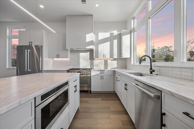 4101 Menchaca RD 104, Austin, TX 78704