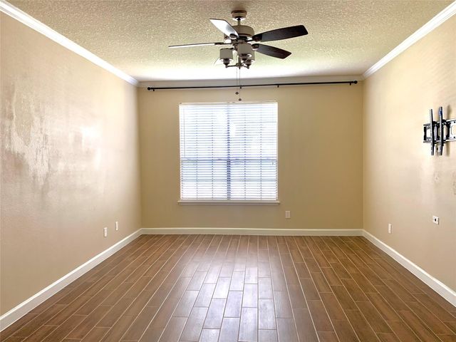 11210 Chestnut Woods Trail, Houston, TX 77065