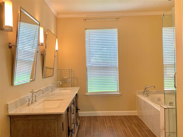 11210 Chestnut Woods Trail, Houston, TX 77065