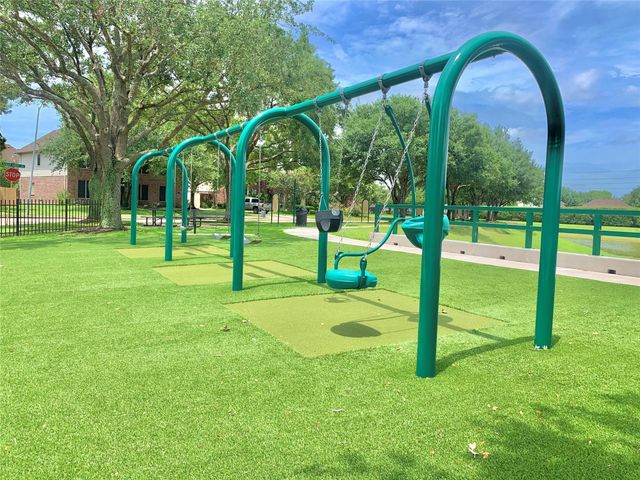 11210 Chestnut Woods Trail, Houston, TX 77065