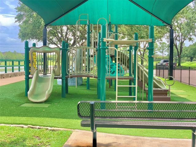 11210 Chestnut Woods Trail, Houston, TX 77065