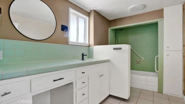 1226 W North, Anaheim, CA 92801