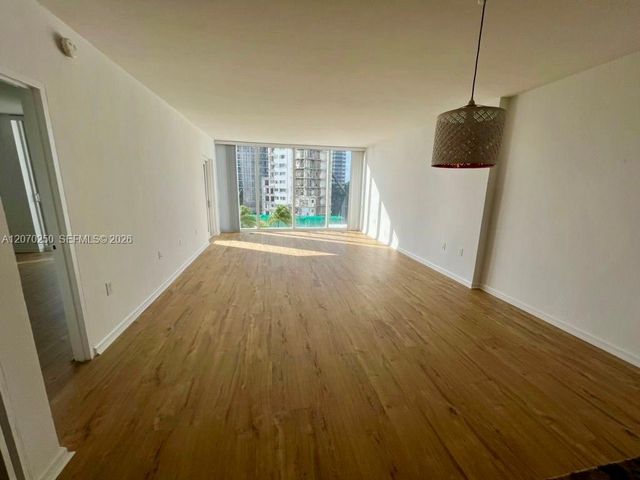 10275 Collins Avenue 415, Bal Harbour, FL 33154
