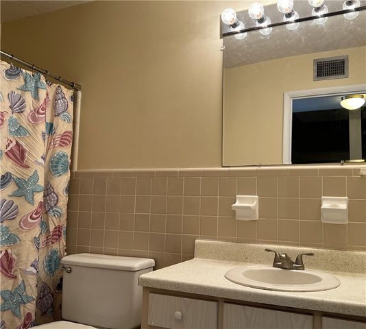 1500 Demere Road C1, St Simons Island, GA 31522