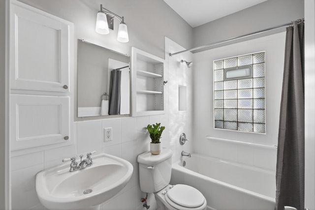 5251 York Avenue S, Minneapolis, MN 55410