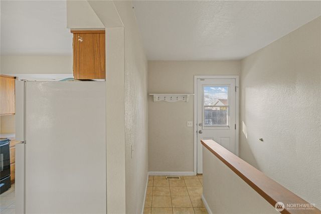 1616 N Baker Avenue, East Wenatchee, WA 98802