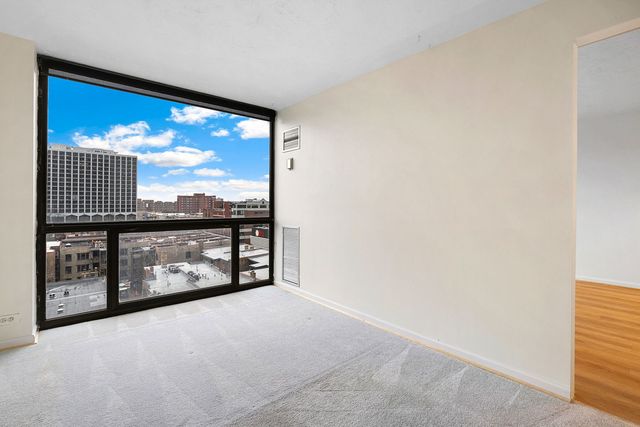 4343 N Clarendon Avenue 911, Chicago, IL 60613