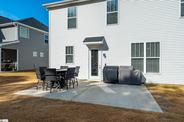 318 River Trace Loop, Simpsonville, SC 29680