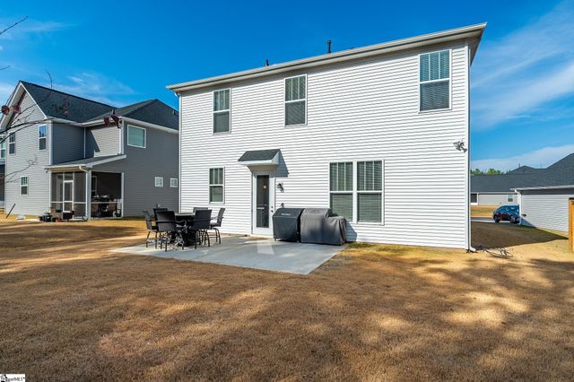 318 River Trace Loop, Simpsonville, SC 29680