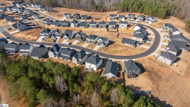 318 River Trace Loop, Simpsonville, SC 29680