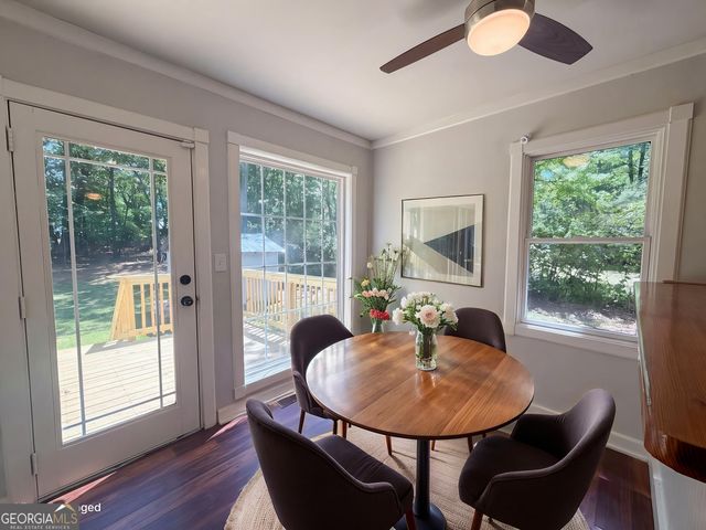 2043 White Oak Circle NW, Kennesaw, GA 30144