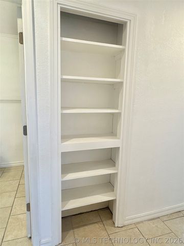 900 SW 3rd Street, Checotah, OK 74426