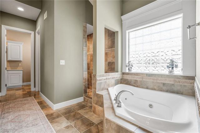 5313 W 124th Terrace, Overland Park, KS 66209
