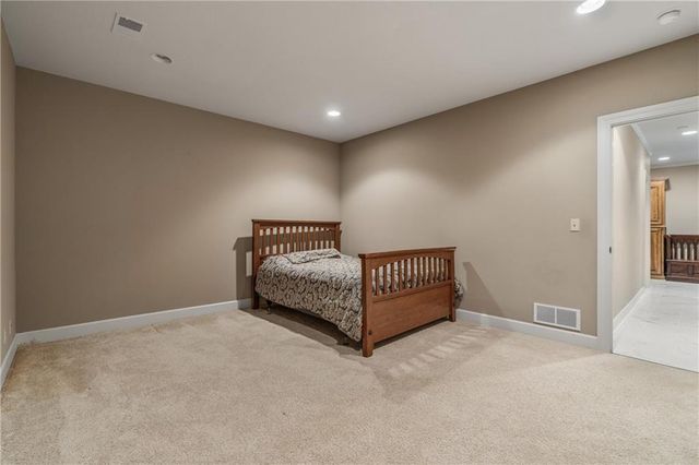 5313 W 124th Terrace, Overland Park, KS 66209