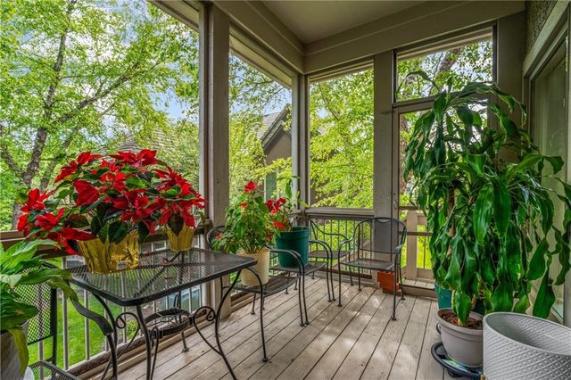 5313 W 124th Terrace, Overland Park, KS 66209