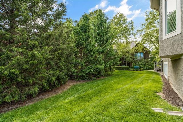 5313 W 124th Terrace, Overland Park, KS 66209