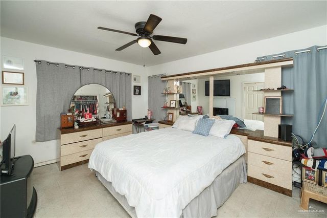 1402 E Grimes Street, Harlingen, TX 78550