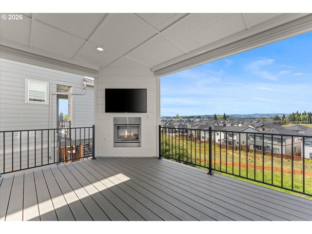 12435 Sw SILVERTIP St, Beaverton, OR 97007
