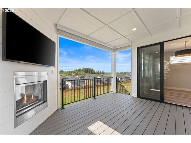12435 Sw SILVERTIP St, Beaverton, OR 97007