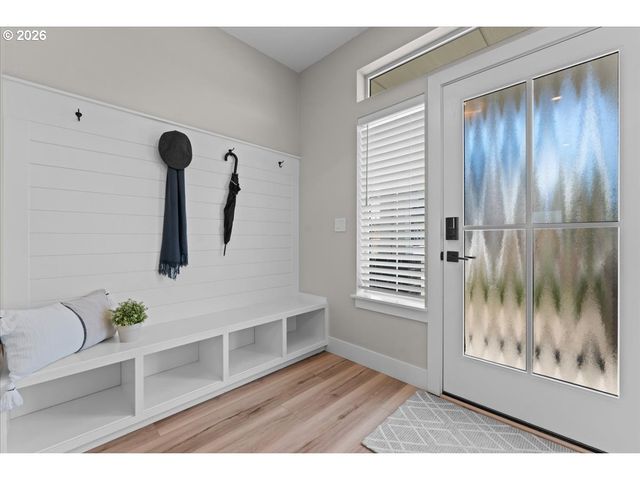 12435 Sw SILVERTIP St, Beaverton, OR 97007