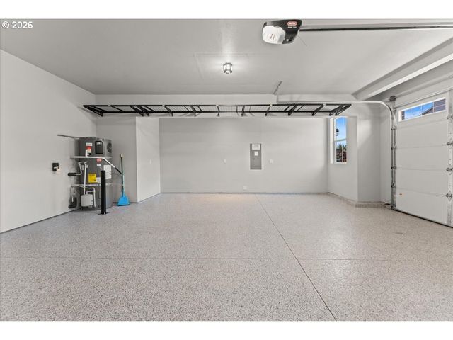 12435 Sw SILVERTIP St, Beaverton, OR 97007