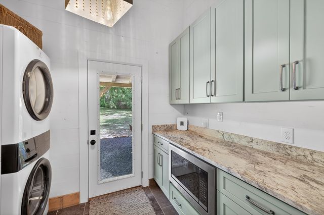 50 River Street, Blue Ridge, GA 30513