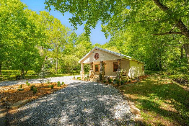 50 River Street, Blue Ridge, GA 30513