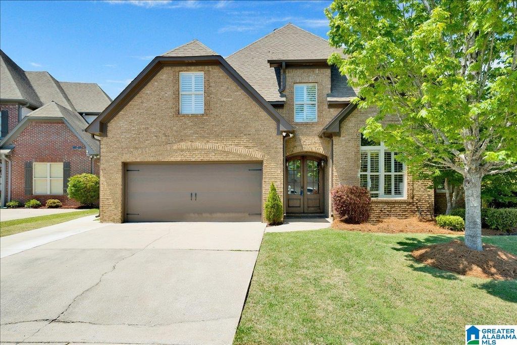 1038 EDGEWATER LANE, Chelsea, AL 35043