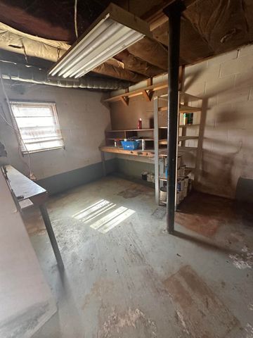 181 Oakdale DR, Boones Mill, VA 24065