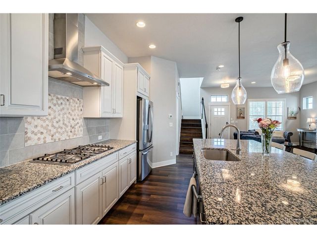 9962 E 60th Ave, Denver, CO 80238