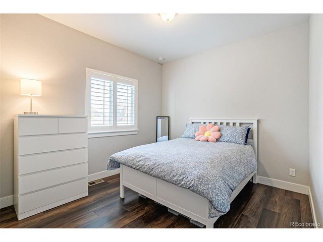 9962 E 60th Ave, Denver, CO 80238