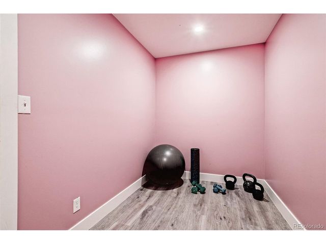 9962 E 60th Ave, Denver, CO 80238