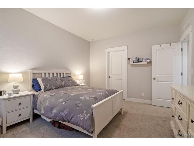 9962 E 60th Ave, Denver, CO 80238