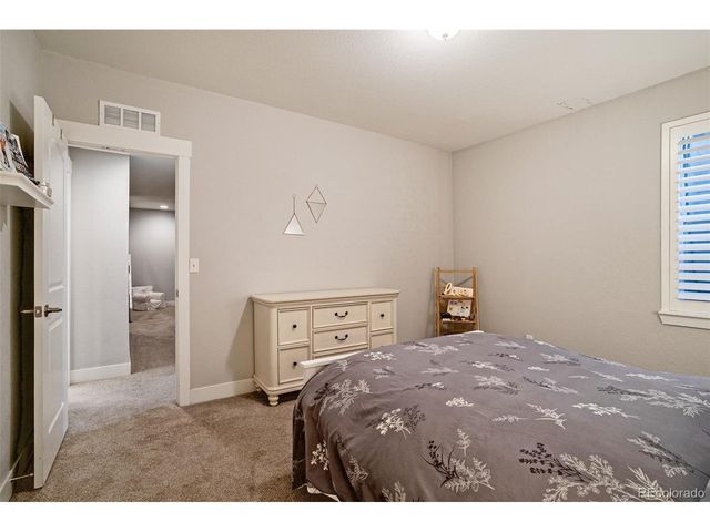 9962 E 60th Ave, Denver, CO 80238