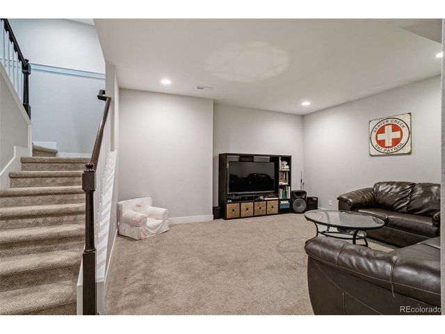 9962 E 60th Ave, Denver, CO 80238