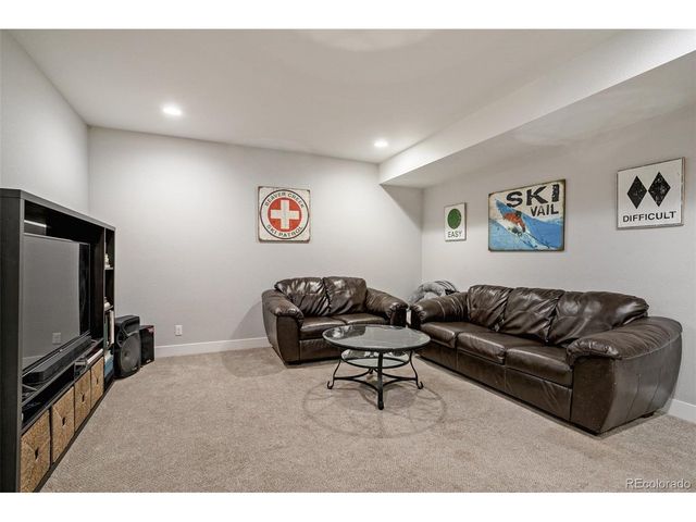 9962 E 60th Ave, Denver, CO 80238