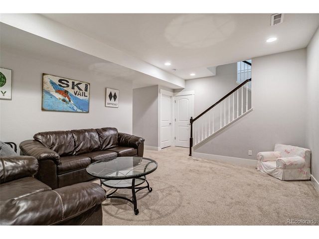 9962 E 60th Ave, Denver, CO 80238