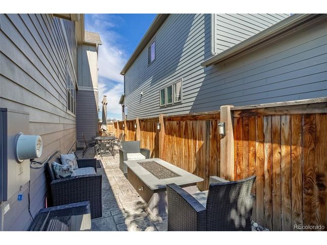 9962 E 60th Ave, Denver, CO 80238