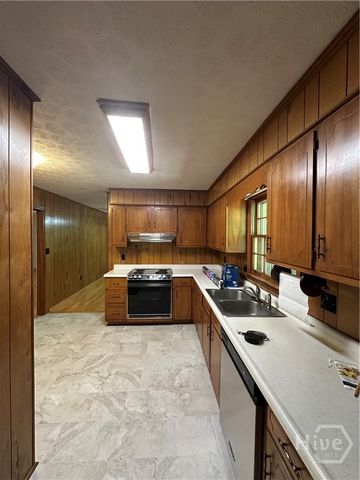 375 Segrest Circle, Athens, GA 30605