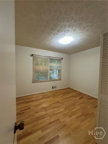 375 Segrest Circle, Athens, GA 30605