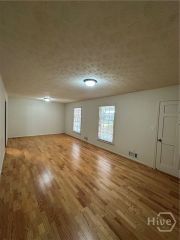 375 Segrest Circle, Athens, GA 30605