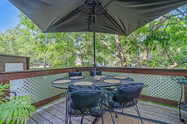 105 Geranium Court, Toms River, NJ 08753