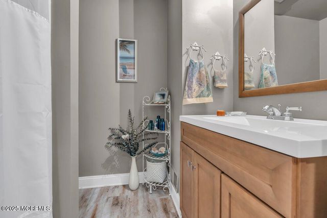 105 Geranium Court, Toms River, NJ 08753