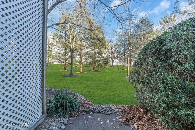 105 Geranium Court, Toms River, NJ 08753