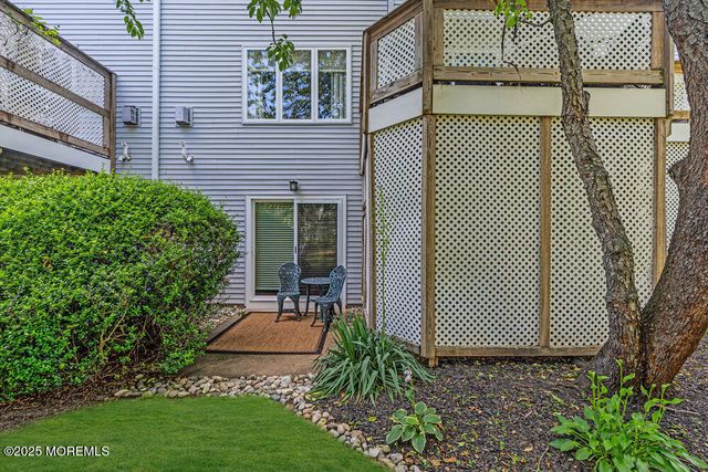 105 Geranium Court, Toms River, NJ 08753