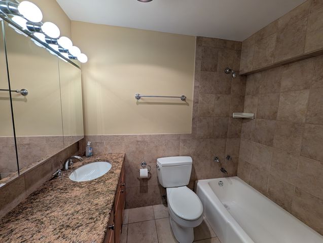 5455 N Sheridan Road 3103, Chicago, IL 60640