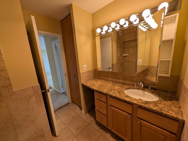 5455 N Sheridan Road 3103, Chicago, IL 60640