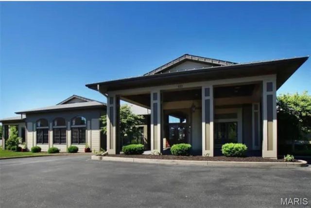 253 Meadows Of Wildwood Boulevard, Wildwood, MO 63040