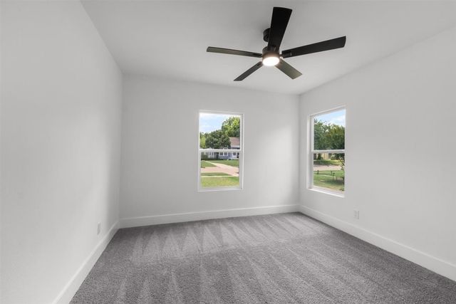612 Clairemont Avenue, Fort Worth, TX 76103